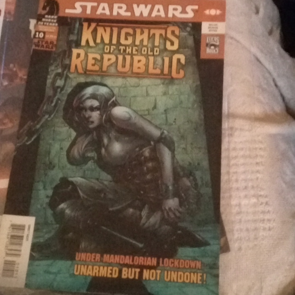 Comic Book - Picture 2 of 9